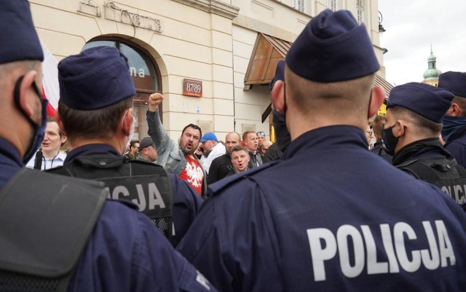 Sąd: Pademia to nie czas na manifestacje