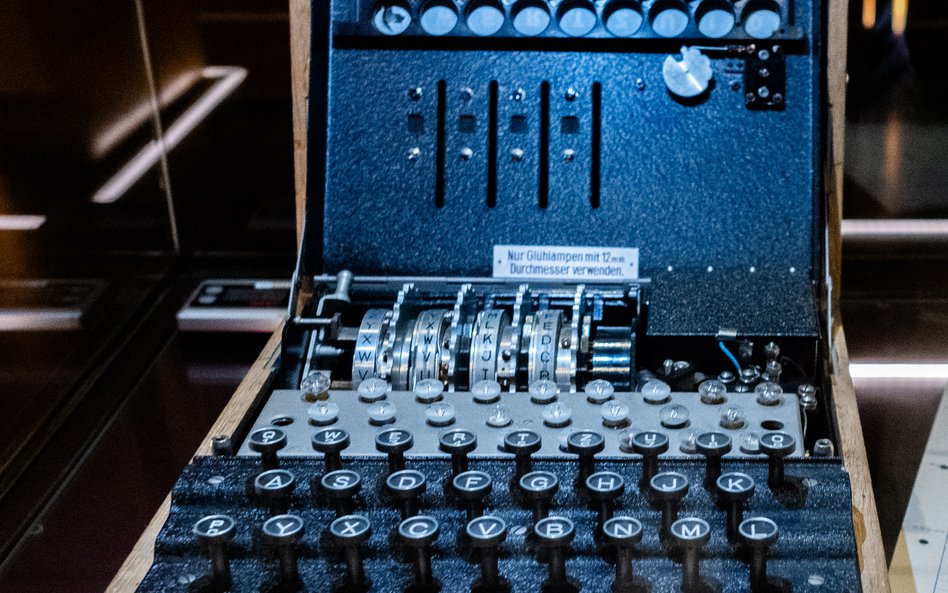 Enigma – model K 470 – wyeksponowana w Centrum Szyfrów Enigma w Poznaniu