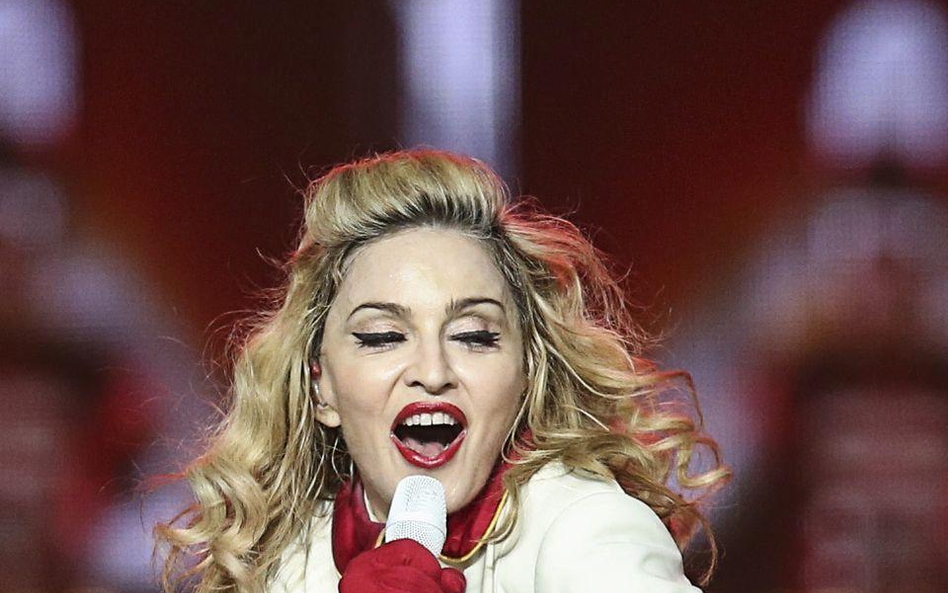 Madonna odpowie za wspieranie gejów