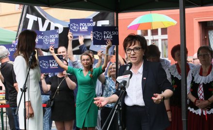 Zakłócili przemówienie marszałek Witek. „To przyjezdni, ktoś im za to zapłacił”