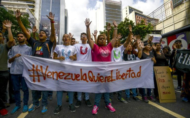 Kryzys w Wenezueli: Mieszkańcy tracą na wadze, głodne dzieci nie chodzą do szkoły