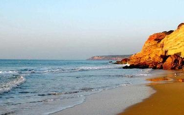 Znikają portugalskie plaże