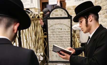 Jorcajt cadyka Chaima Halbestama w Nowym Sączu. Co roku przy grobie legendarnego rabina i założyciel