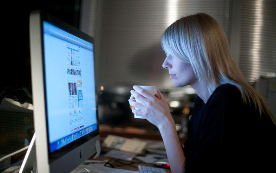 Polacy polubili soczewki z Internetu
