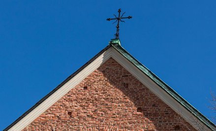 Chiny: Zrzucanie krzyży z kościołów