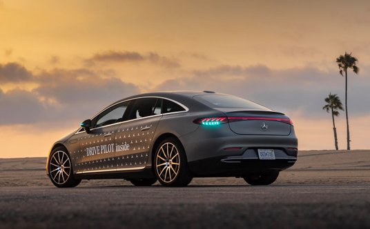 Nowe kolory świateł są testowane w Newadzie i Kalifornii