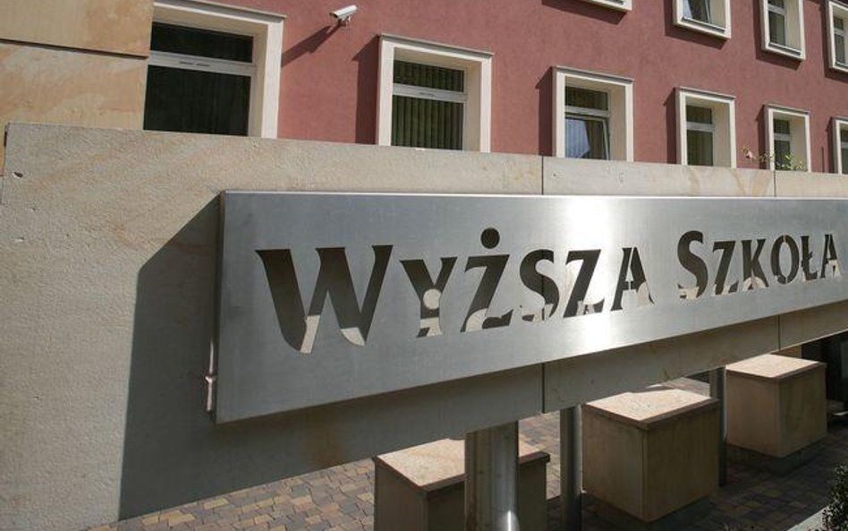 Placówki objęte systemem oświaty, instytuty badawcze i centra badawczo-rozwojowych nie płacą podatku