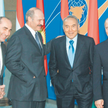 Od lewej prezydenci: Kirgistanu – Kurmanbek Bakijew, Turkmenistanu – Saparmurat Nijazow, Armenii – R