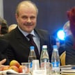 III kongres SLD, grudzień 2004. Marek Dyduch (w środku) wśród działaczek i działaczy