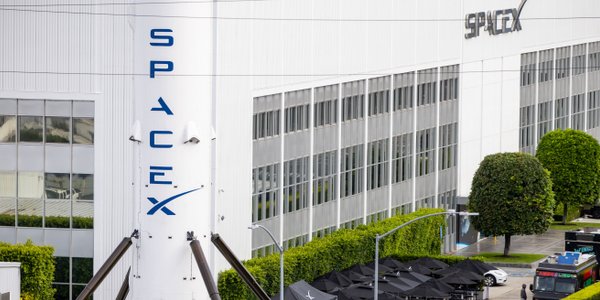 Ogromne pieniądze i wielkie emocje. SpaceX debiutuje na amerykańskiej giełdzie