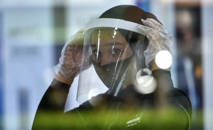 Indonezja przepisuje zakazane w Europie leki na malarię