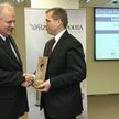 Na zdjęciu od lewej: Andrzej Kurowski - Prawnik Pro bono i Krzysztof Kwiatkowski, minister sprawiedl