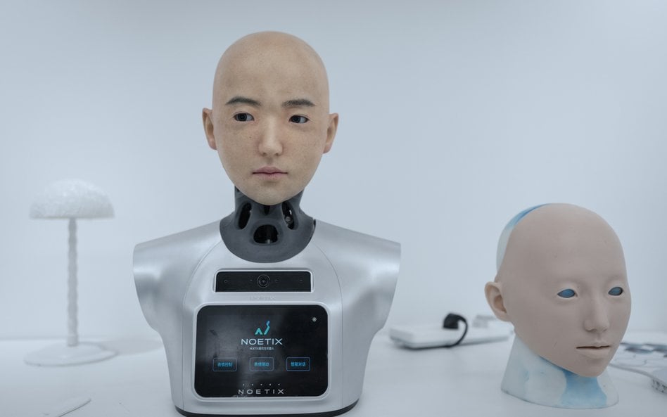 Chiny postawiły na rozwój robotów humanoidalnych. Te coraz bardziej przypominają ludzi w wyglądzie i