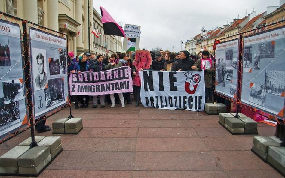 W skład Porozumienia 11 listopada blokującego drogę Marszom Niepodległości wchodzą rozmaite organiza