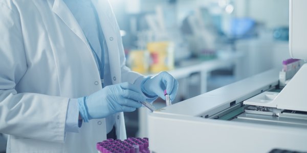 20 years of blood samples show rising CO2 emissions alter blood chemistry