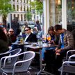 Ten raport pokazuje, dlaczego restauracje pozostaną zamknięte