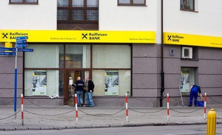 Raiffeisen będzie zwalniał