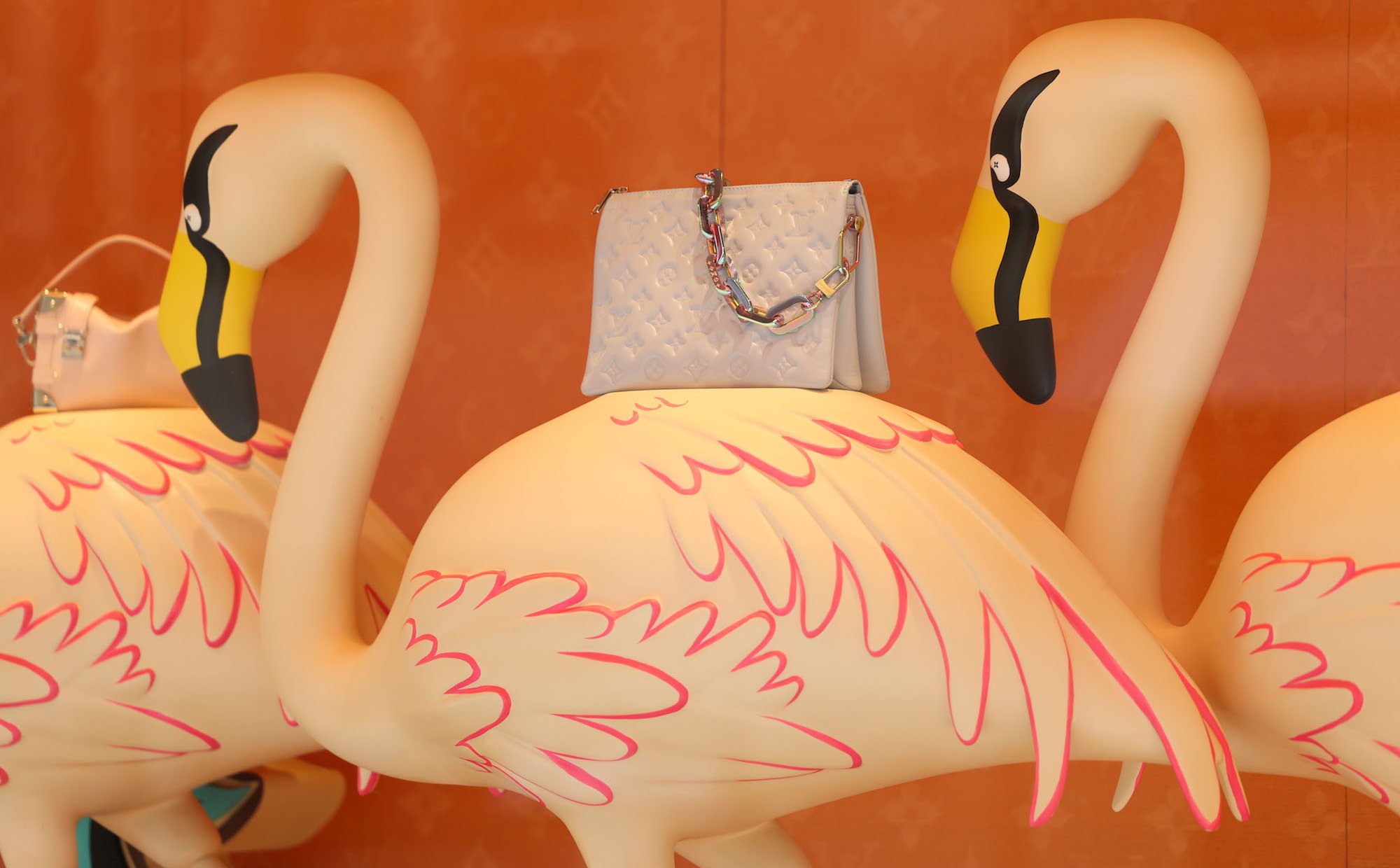 Branża luksusowa ma nowy problem. Gdzie kończy się oryginał, a zaczyna podróbka?