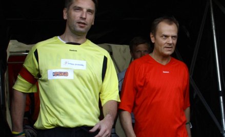 Przychodzi Donald Tusk do Tomasza Lisa na debatę