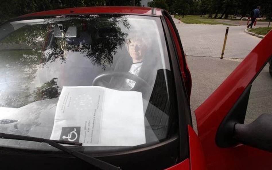 Niepotrzebne są dwie karty parkingowe dla niepełnosprawnych - wyrok WSA