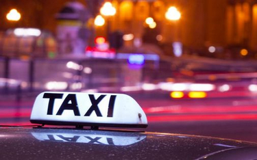 Korporacja taxi chce więcej pieniędzy od klientów