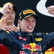 Max Verstappen wykorzystał kraksę Nico Rosberga i Lewisa Hamiltona