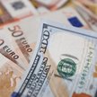 Euro warte tyle, co dolar. To porażka Unii