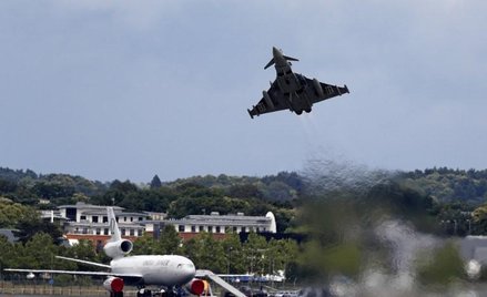 Eurofighter Typhoon na pokazie w Farnborough