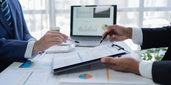 Uproszczone sprawozdanie finansowe, czyli mniej obowiązków, ale decyzję trzeba podjąć szybko