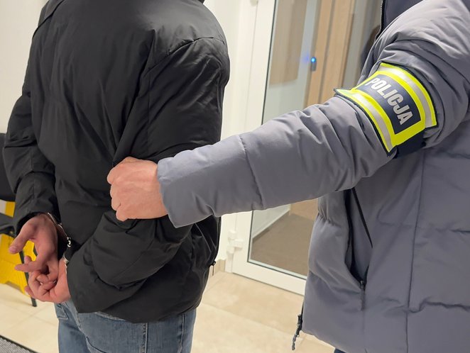 Ofiarą oszustwa padła kobieta, do której zadzwoniła osoba podająca się za pracownika banku.