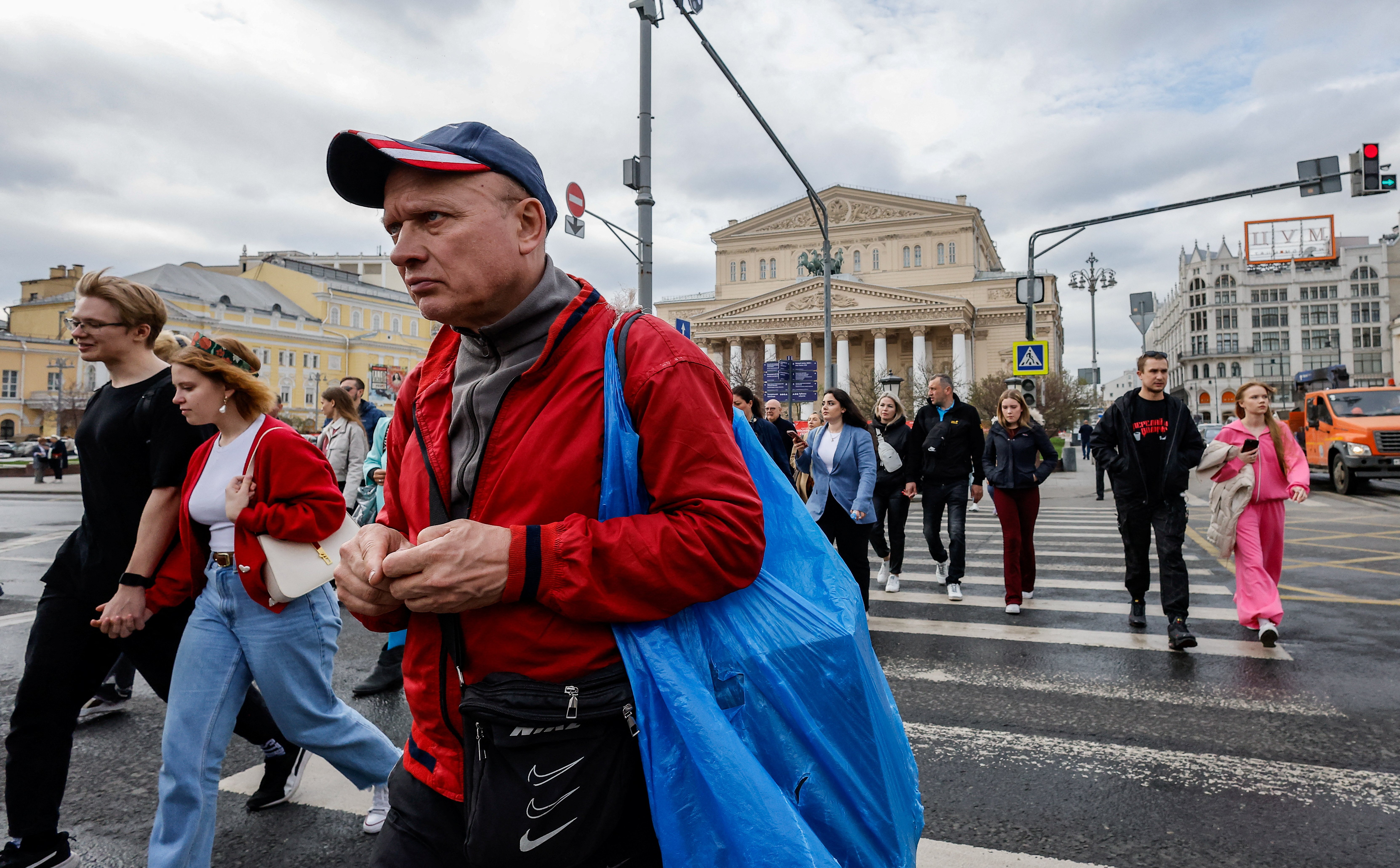 Moskwa: płatności tylko gotówką, bo Kreml chroni swą paradę