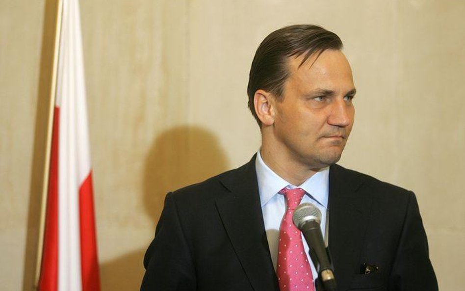 Rząd chce rakiet i wojsk USA