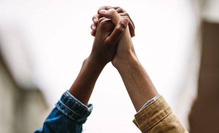 Pracownicy Coca-Coli uczą się jak być "mniej białym"?