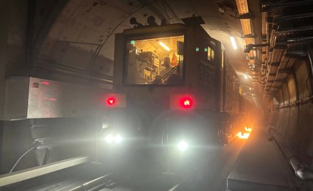 W nocy doszło do pożaru na jednej ze stacji metra w Warszawie