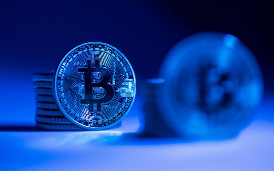 Bitcoin: największe tąpnięcie od marca