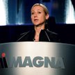 Magna ma opinię firmy upolitycznionej. W zarządach spółek należących do koncernu często zasiadali zn