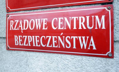 Kontrole poselskie w RCB po omyłkowym wysłaniu alertu. Sprawę ma wyjaśnić MSWiA