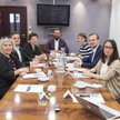 Uczestnicy debaty podkreślali, że już uczniów powinno się uwrażliwiać i uczyć odpowiedzialności za p