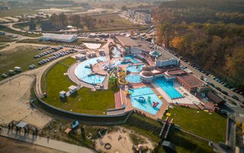 Termy Uniejów oddalone są od Warszawy o ok. 170 km