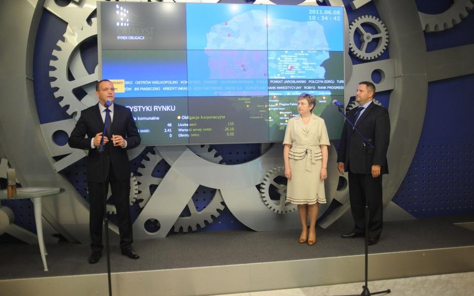 Prawie 30 mld zł z emisji obligacji