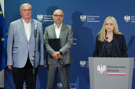 Od prawej: minister zdrowia Jolanta Sobierańska-Grenda, prezes Narodowego Funduszu Zdrowia Filip Now