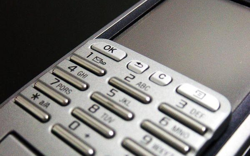 Operator ostrzeże klienta, że wyczerpał przewidziany w umowie limit na korzystanie z Internetu.