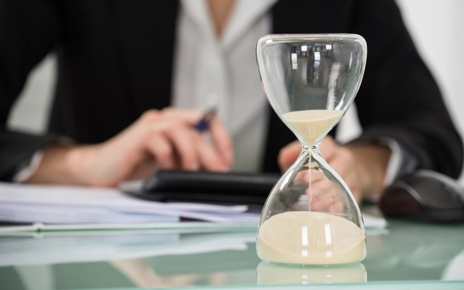 Jakie są skutki niezatwierdzenia sprawozdania finansowego w terminie