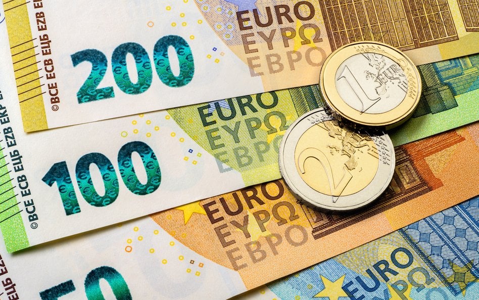 Czy warto oszczędzać na lokatach w euro?