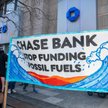 Banki chcą finansować paliwa kopalne