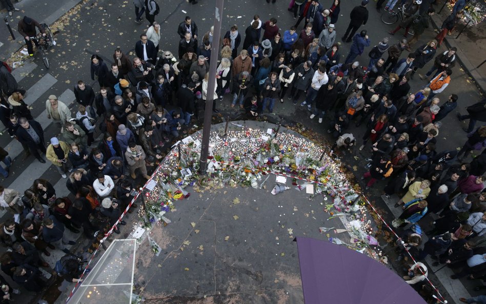 Pod kawiarnią "Bonne biere"