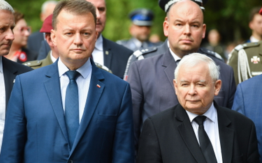 Szef MON Mariusz Błaszczak i prezes PiS Jarosław Kaczyński