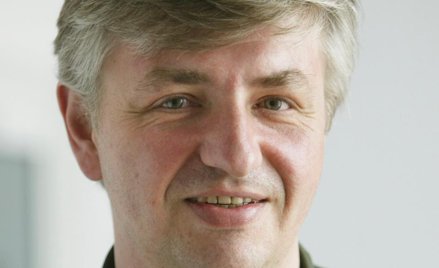 „Metalowa” hossa samochodowa