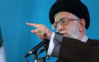 Faktyczny przywódca Iranu ajatollah Ali Chamanei nie zamierza ustąpić protestującym nawet na krok.