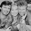 Główni bohaterowie serialu "M*A*S*H". Od Lewej: Alan Alda, Loretta Swit i Wayne Rogers
